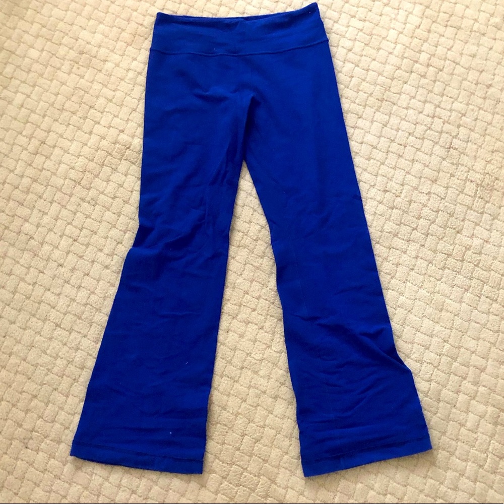 LULULEMON ROYAL BLUE REVERSIBLE YOGA PANTS